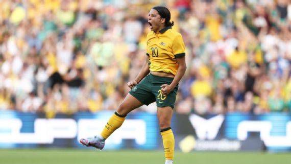 切尔西胸前广告
