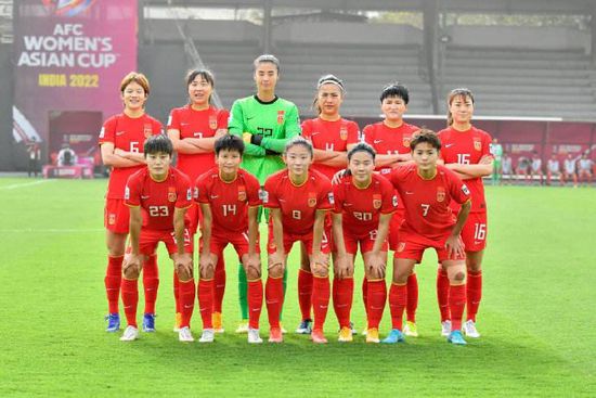 丰满的女老板hd高清2中文