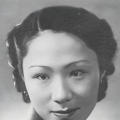 泳池中的秘密